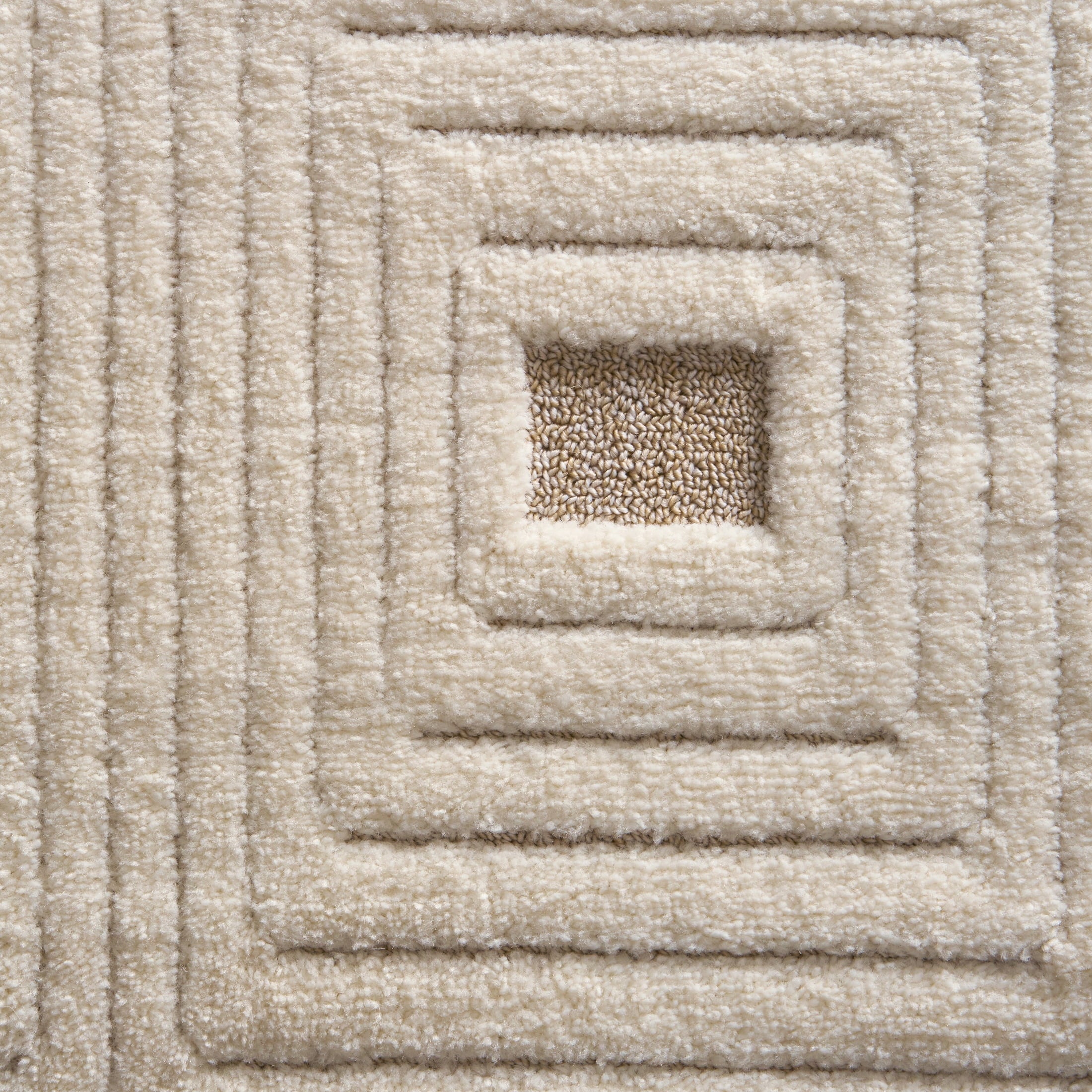  Tan/White Linear Square Geo High-Low Indoor Rug Runner, 2.5' x 7'