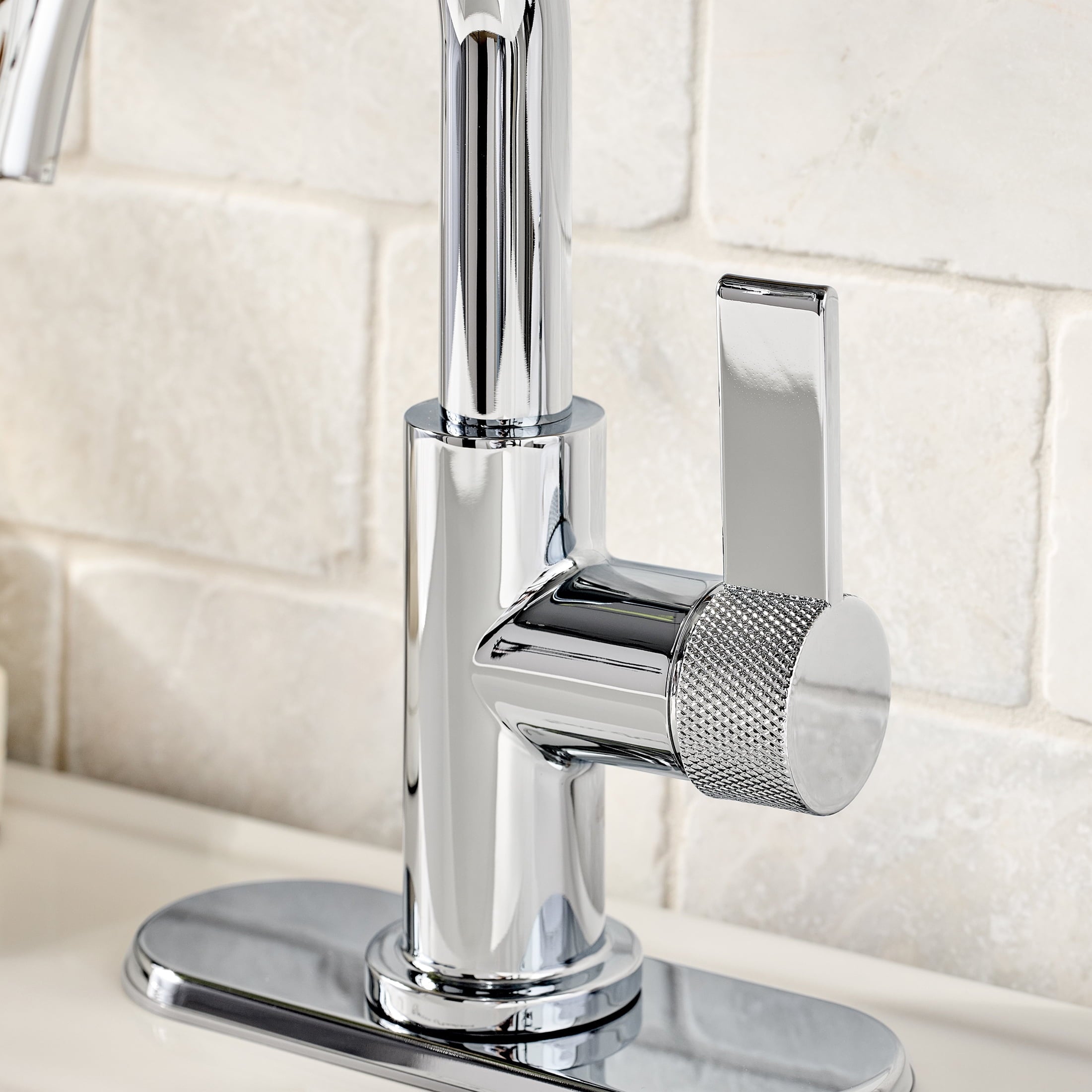  Chrome Single Handle High-Arc Bathroom Faucet with Knurled Handle