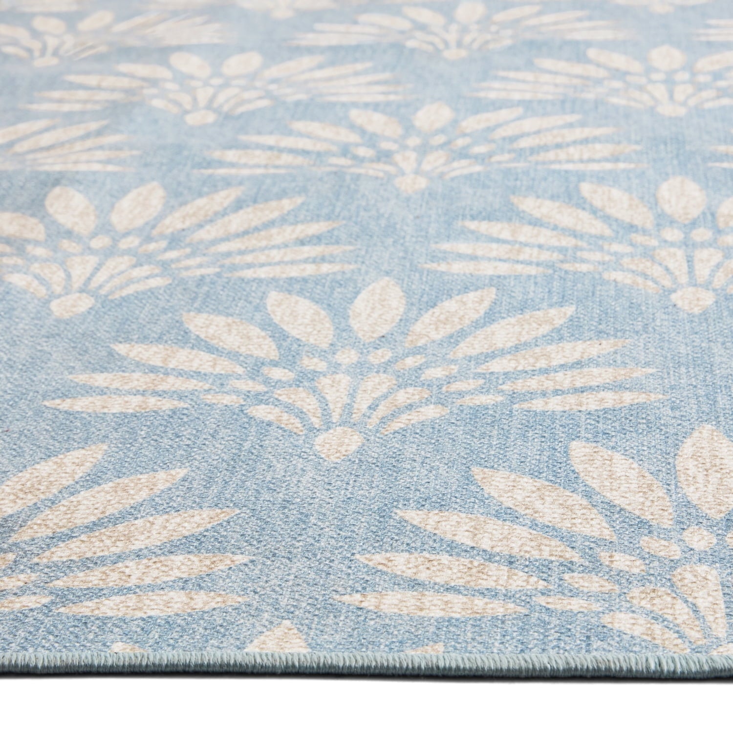 Blue Fan Palm Outdoor Washable Area Rug, 5' x 7'